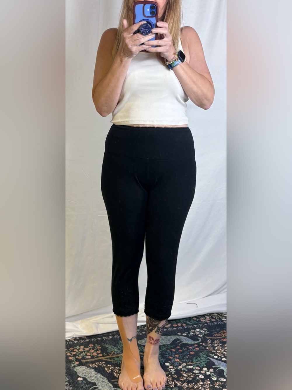 intro. Black Mid-Rise Capri Leggings with Wide Waistband